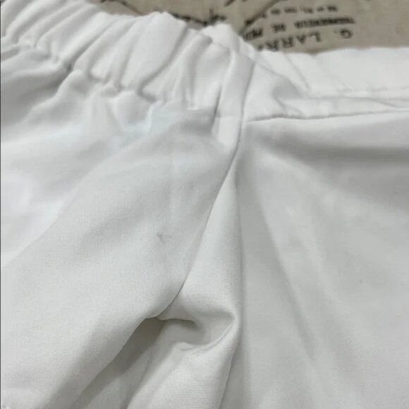 Willow & Clay Pompom Top - Picture 8 of 12